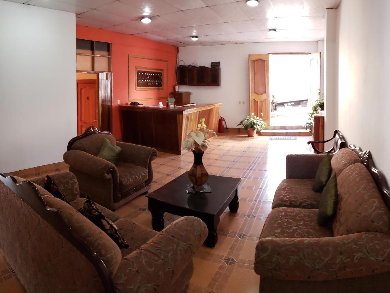Hostal Casa Vieja マタガルパ エクステリア 写真