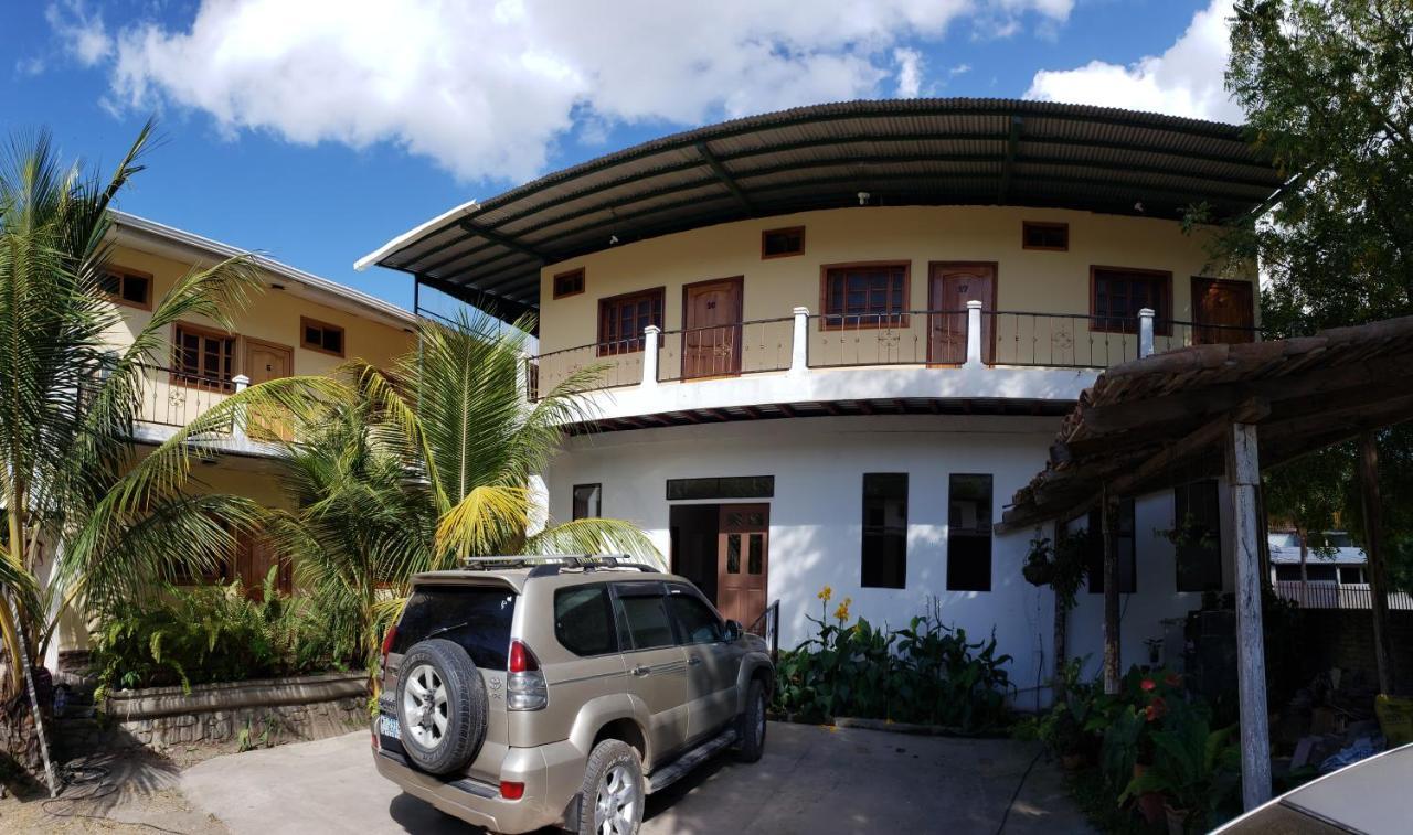 Hostal Casa Vieja マタガルパ エクステリア 写真