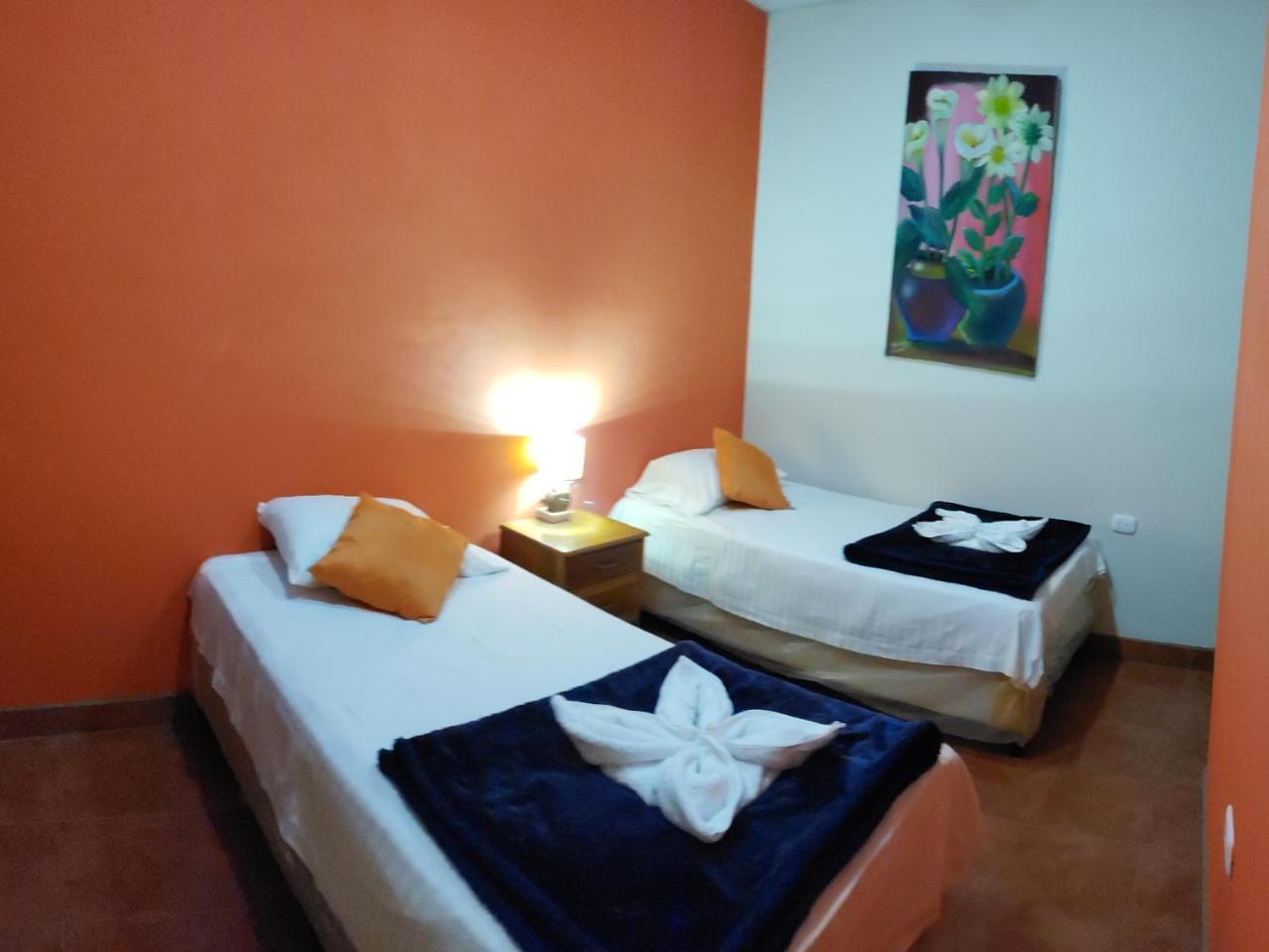 Hostal Casa Vieja マタガルパ エクステリア 写真