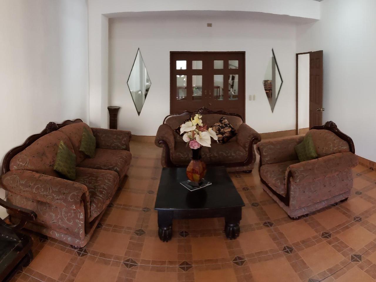 Hostal Casa Vieja マタガルパ エクステリア 写真